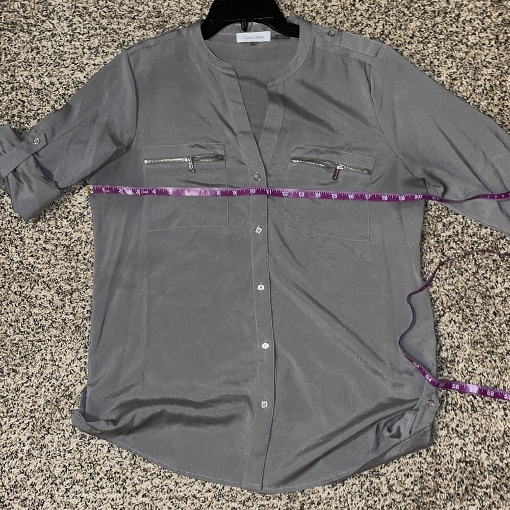 Calvin Klein blouse size M